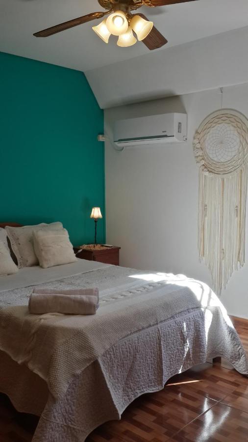 Casa Folks - Bed And Breakfast Puerto Iguazu Exterior photo